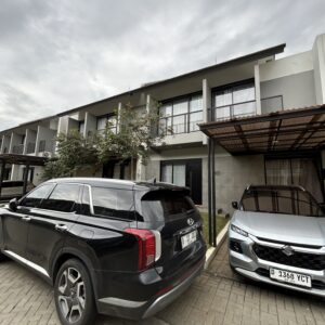 Dijual Rumah Siap Huni, Harga Di Bawah Pasaran Di Kota Baru Parahyangan